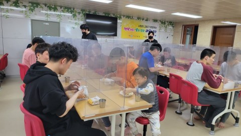 목포 사랑의 교회 후원하는 맛있는 간식 햄버거