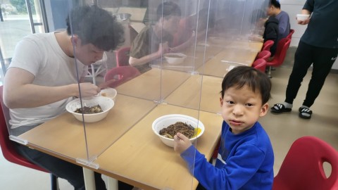 목포 사랑의 교회 후원하는  5월 5일 어린이날 즐거운 짜장면DAY