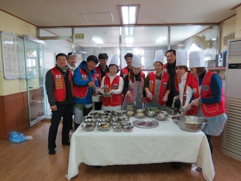 태양라이온스 떡국봉사(2017.2.23)